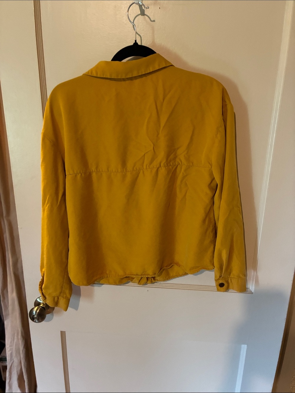 Zara Women's Mustard Yellow Button-Down Shirt - Picture 5 of 5